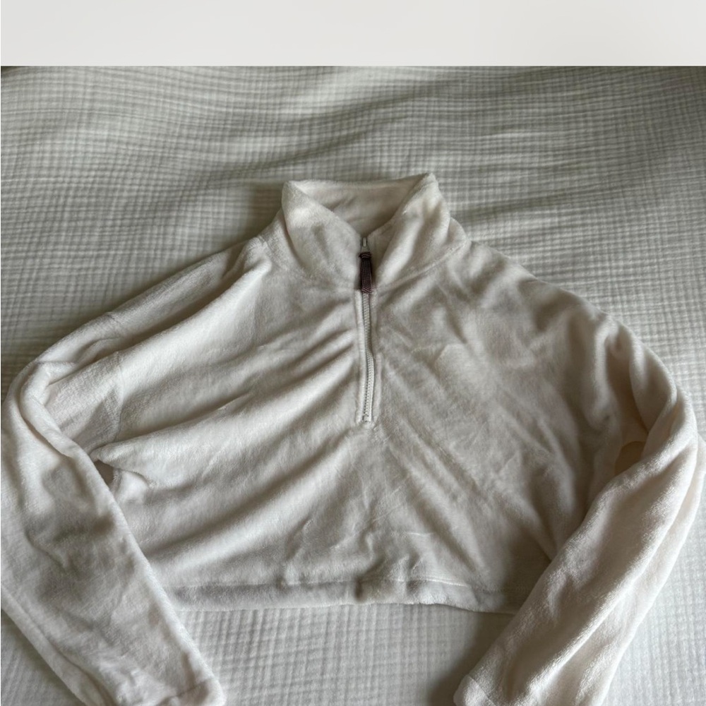 Urban Outfitters White Fleece Half-Zip Pullover